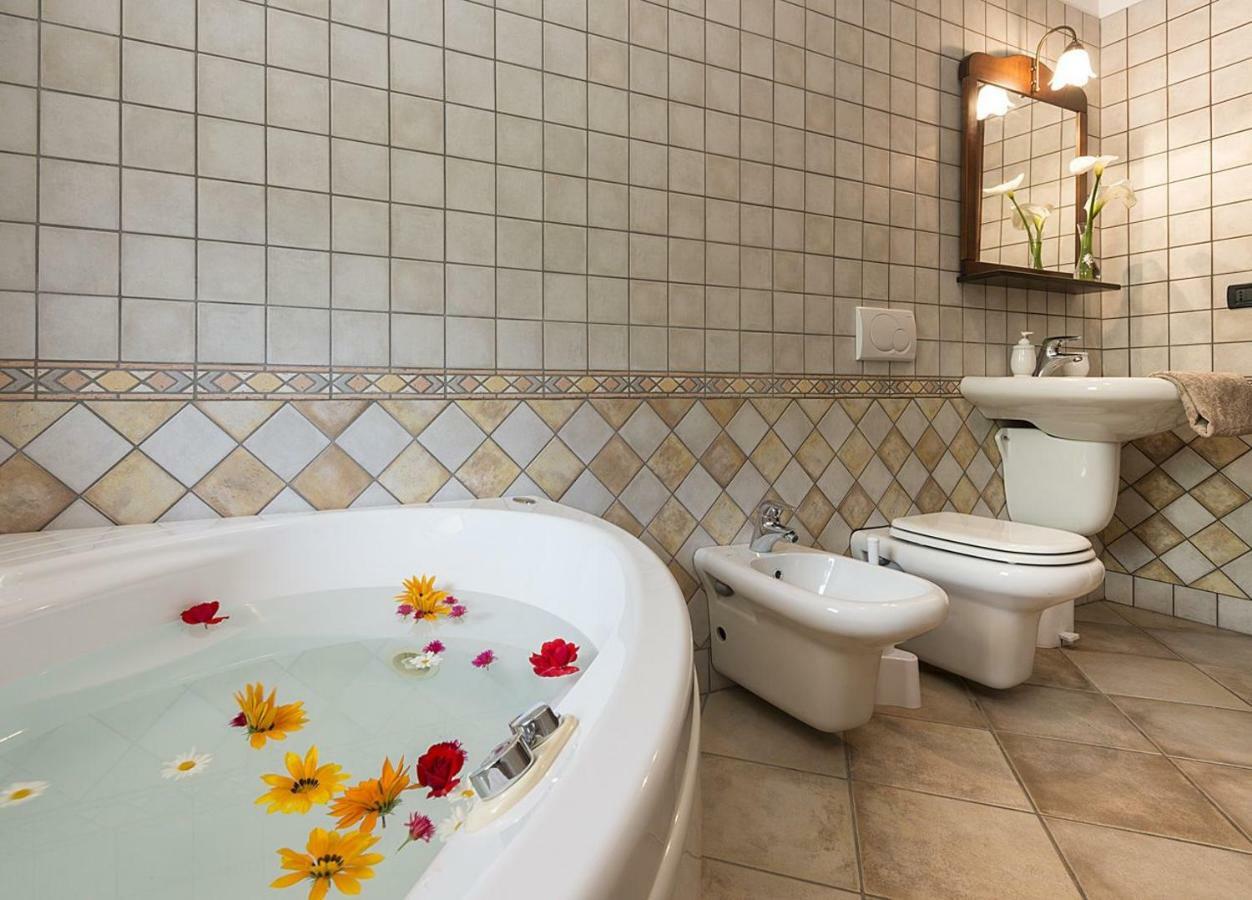 Agrialpi By Salfrutta Bed & Breakfast Bricherasio Exterior foto