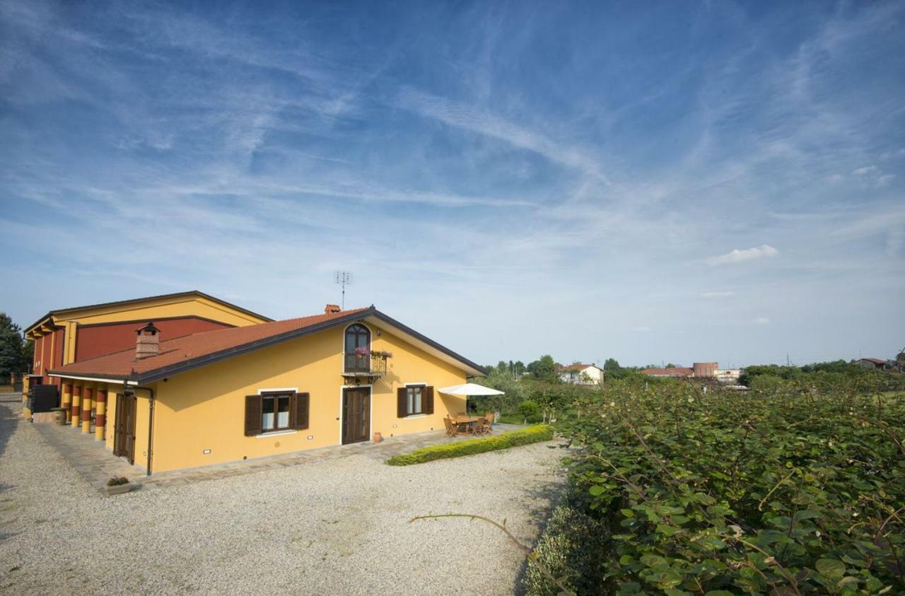 Agrialpi By Salfrutta Bed & Breakfast Bricherasio Exterior foto